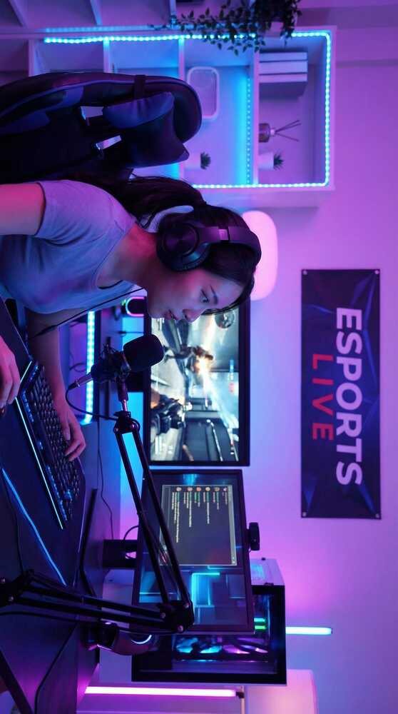 暗网禁区游戏直播视频